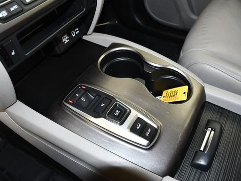 Used 2022 Honda Pilot EX-L image 31