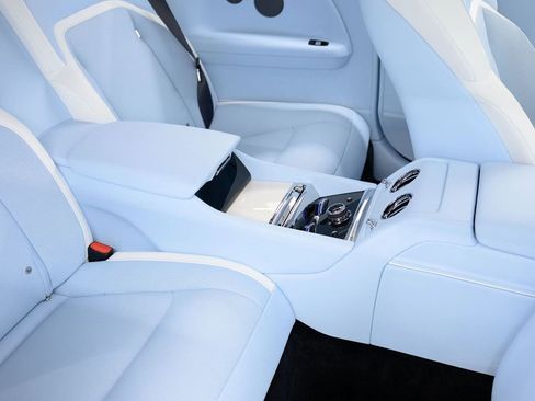 Used 2025 Rolls-Royce Spectre AWD/4WD image 49