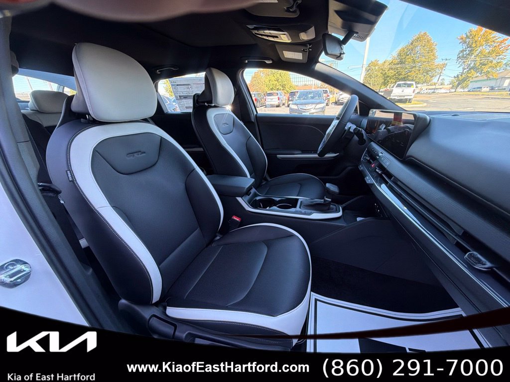 New 2026 Kia K4 EX FWD image 11