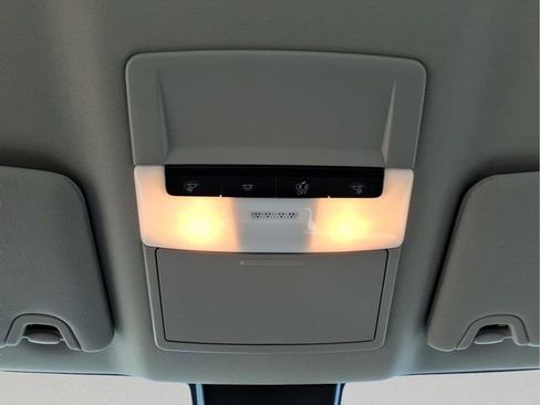 Used 2025 Nissan Altima 2.5 SV image 21