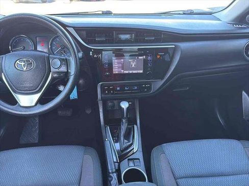 Used 2017 Toyota Corolla LE image 26
