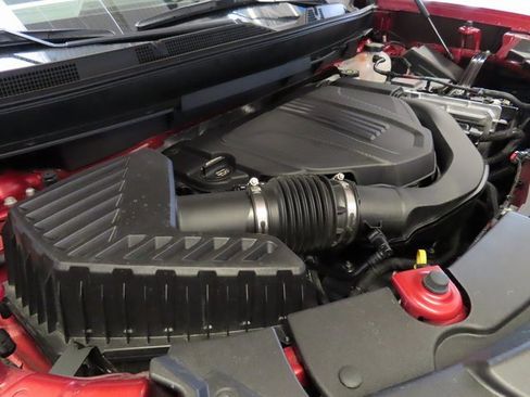 Used 2024 GMC Acadia Denali image 41