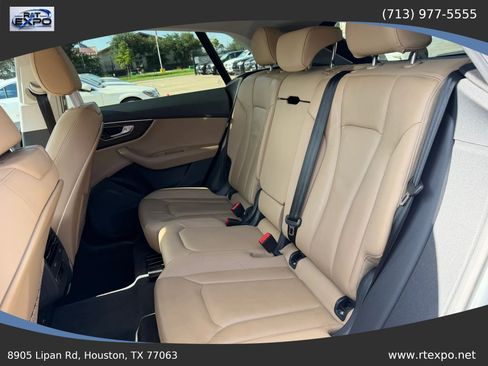 Used 2019 Audi Q8 Premium w/ Convenience Package AWD/4WD image 27