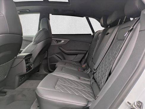 New 2026 Audi SQ8 Prestige image 17