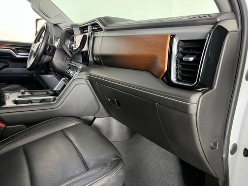 Used 2024 GMC Sierra 2500 Denali w/ Denali Reserve Package image 32