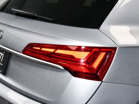 Used 2022 Audi SQ5 Premium Plus w/ Premium Plus Package image 86