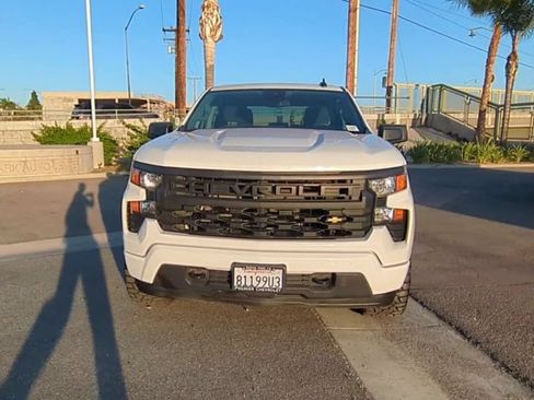 Used 2023 Chevrolet Silverado 1500 Custom AWD/4WD image 3