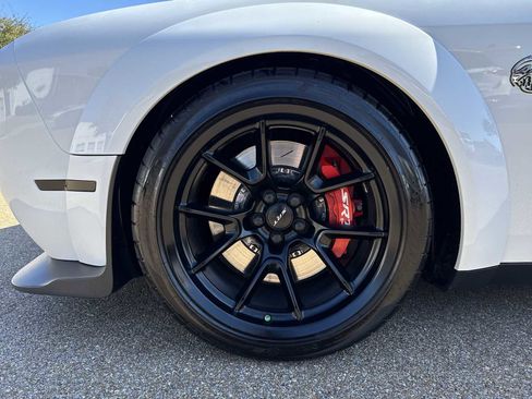 Used 2021 Dodge Challenger SRT Hellcat Redeye image 12