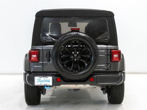 Certified 2024 Jeep Wrangler Unlimited Sahara AWD/4WD image 29