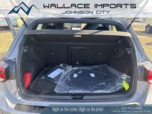New 2026 Volkswagen GTI SE FWD image 45