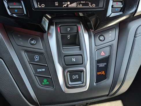 Used 2025 Honda Odyssey Sport-L image 24