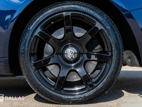 Used 2020 Rolls-Royce Wraith image 11