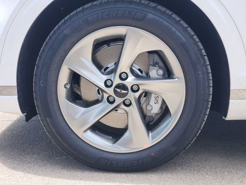New 2026 Genesis GV70 2.5T Select AWD/4WD image 9