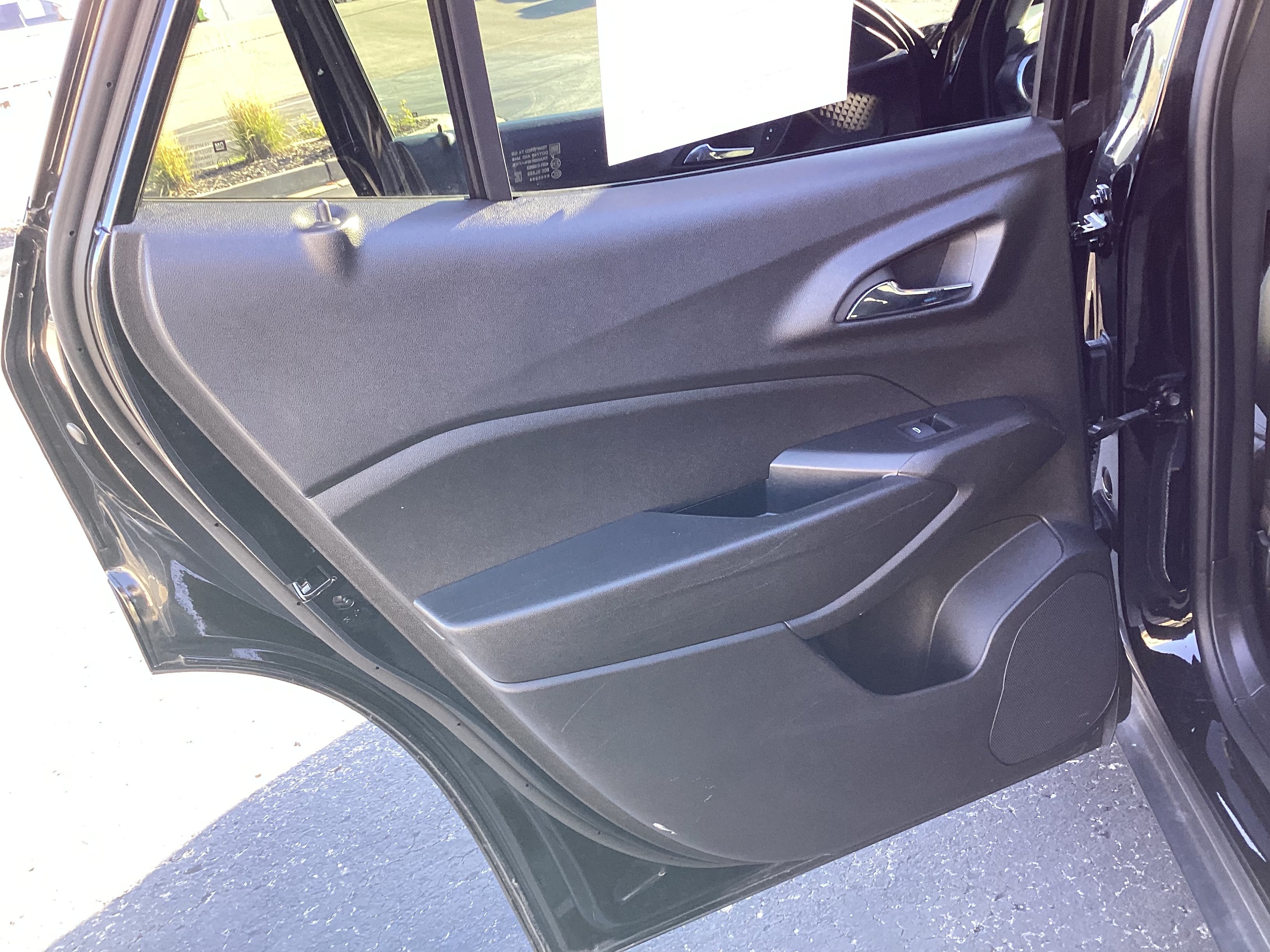 Used 2026 Chevrolet Trax LT FWD image 13
