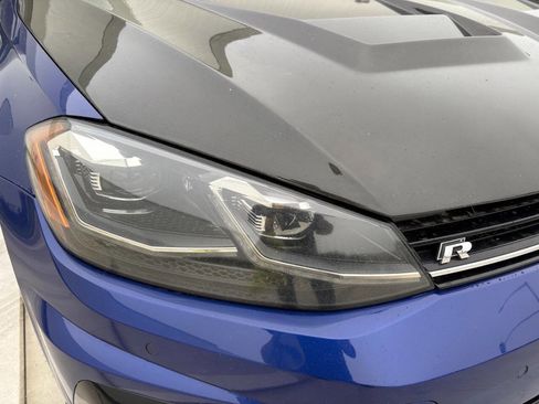 Used 2018 Volkswagen Golf R 4-Door image 8