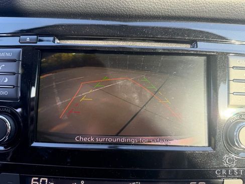 Used 2018 Nissan Rogue SV FWD image 21