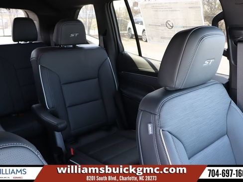 New 2026 Buick Enclave Sport Touring w/ Power Package FWD image 26