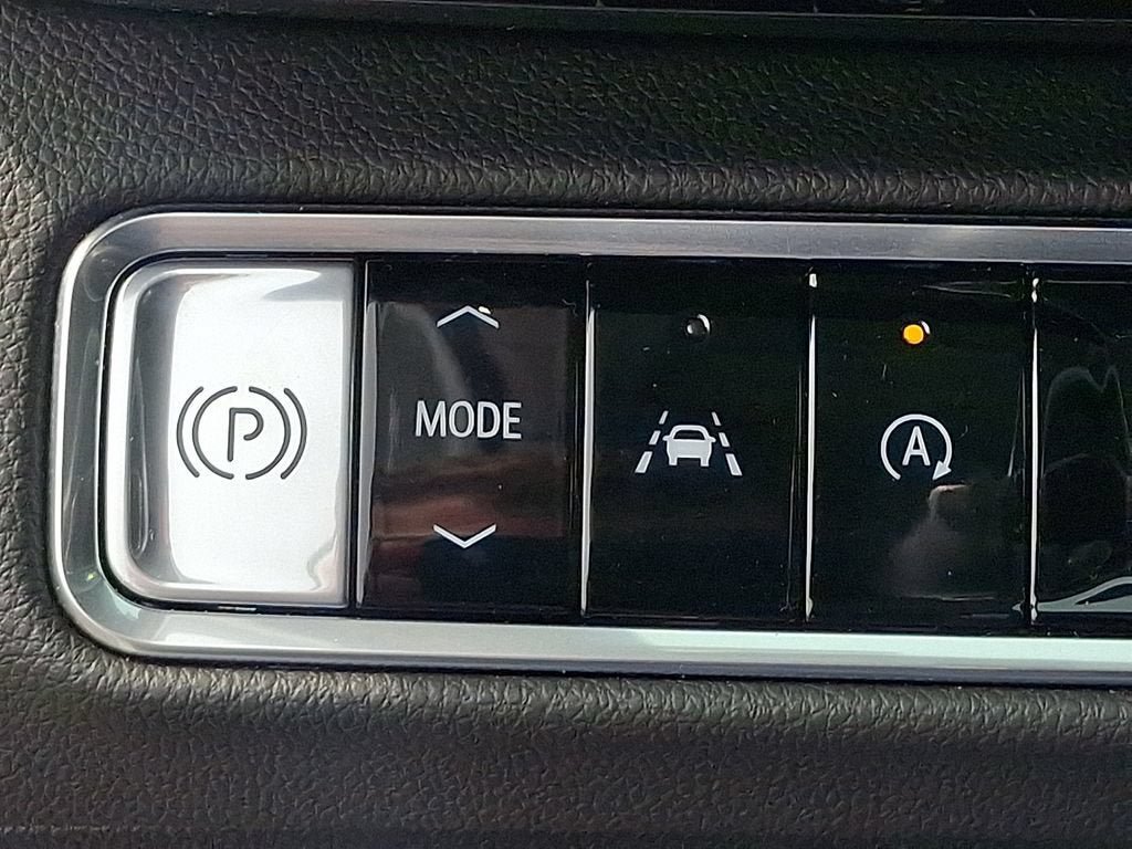 Used 2025 Buick Envision Sport Touring AWD/4WD image 23