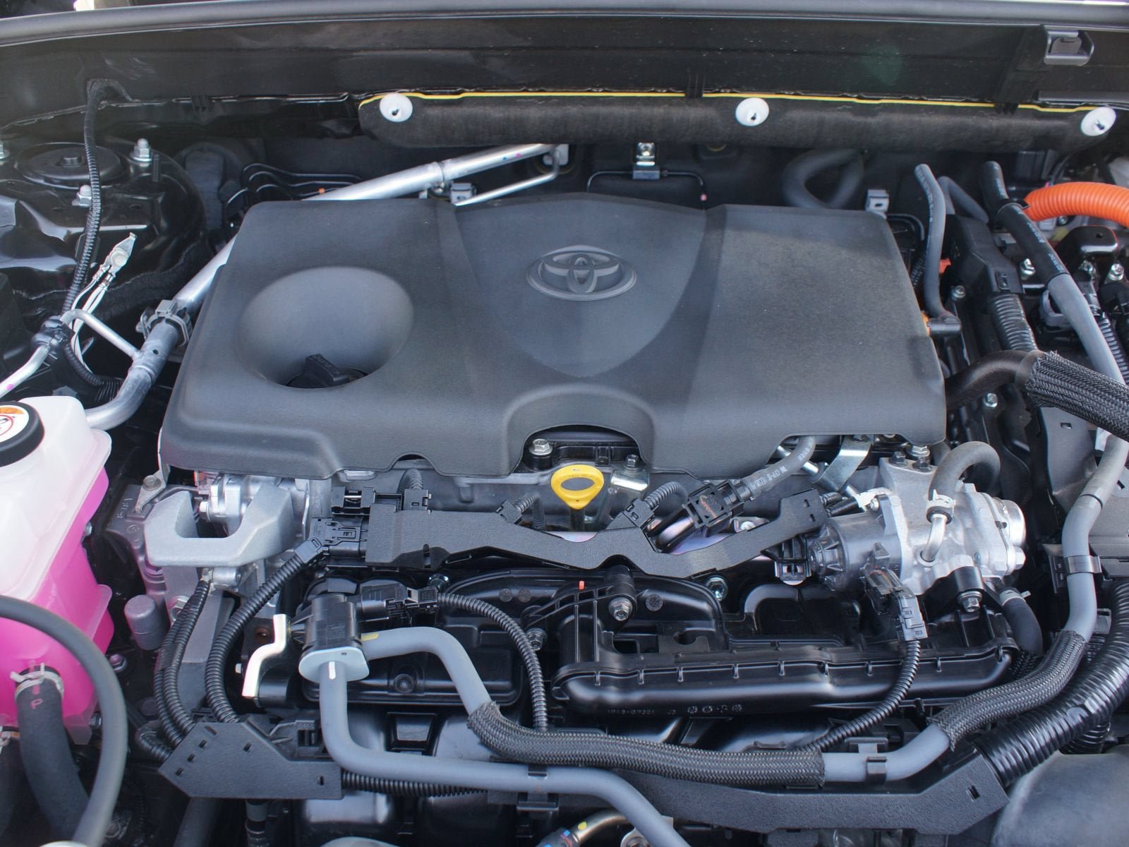 Used 2023 Toyota Venza LE AWD/4WD image 26