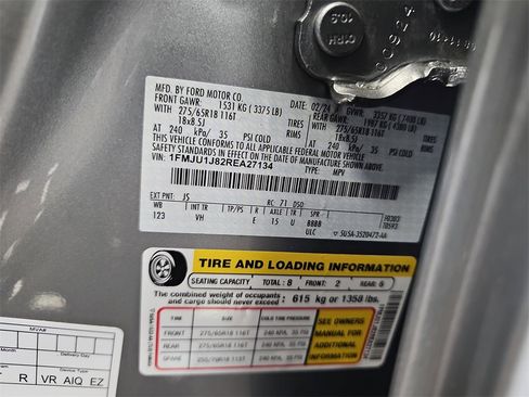 Used 2024 Ford Expedition XLT image 36