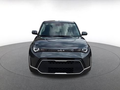 Used 2025 Kia Soul LX w/ LX Technology Package FWD image 4
