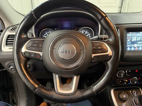 Used 2020 Jeep Compass Latitude w/ Cold Weather Group image 33