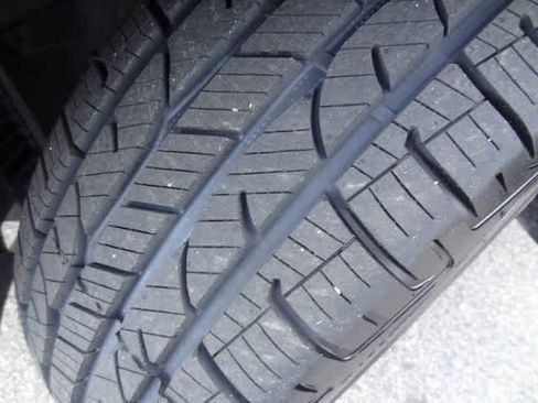Used 2016 Toyota Highlander XLE w/ Protection Package #3 AWD/4WD image 43