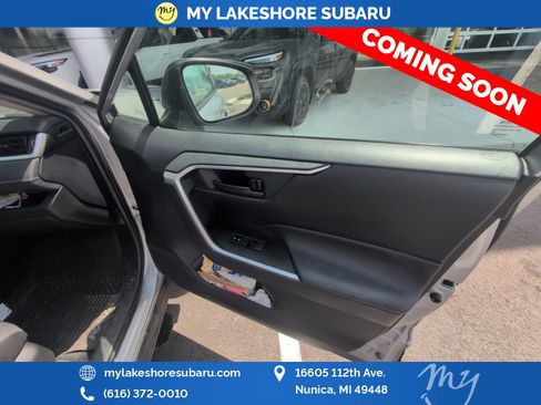 Used 2020 Toyota RAV4 LE w/ All Weather Liner Package AWD/4WD image 15