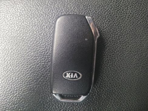 Used 2020 Kia Forte EX FWD image 32