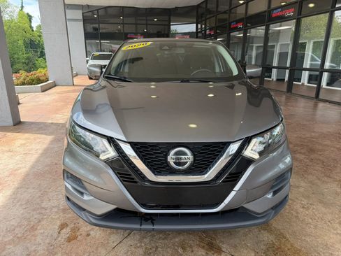 Used 2020 Nissan Rogue Sport S FWD image 2