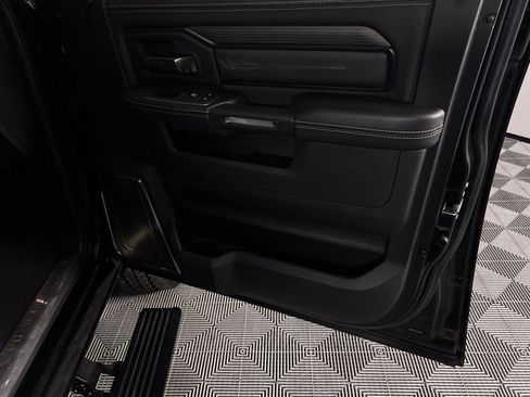 Certified 2024 RAM 2500 Limited image 31