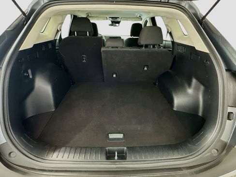 Used 2025 Kia Sportage LX image 29