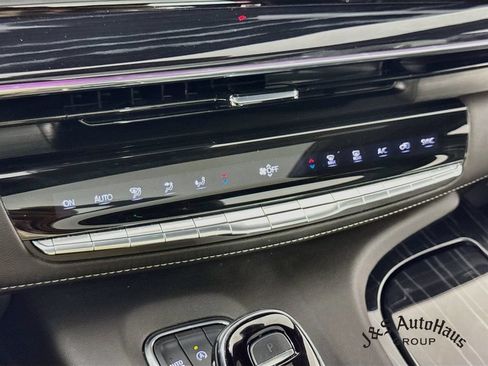 Used 2024 Cadillac Escalade Sport w/ LPO, ONYX Package AWD/4WD image 21