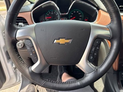 Used 2017 Chevrolet Traverse Premier image 24