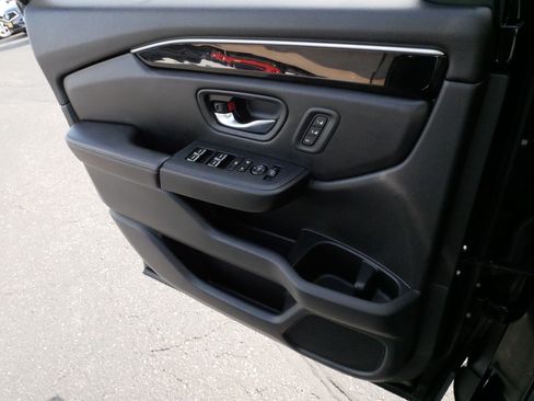 Used 2024 Honda Pilot EX-L image 28