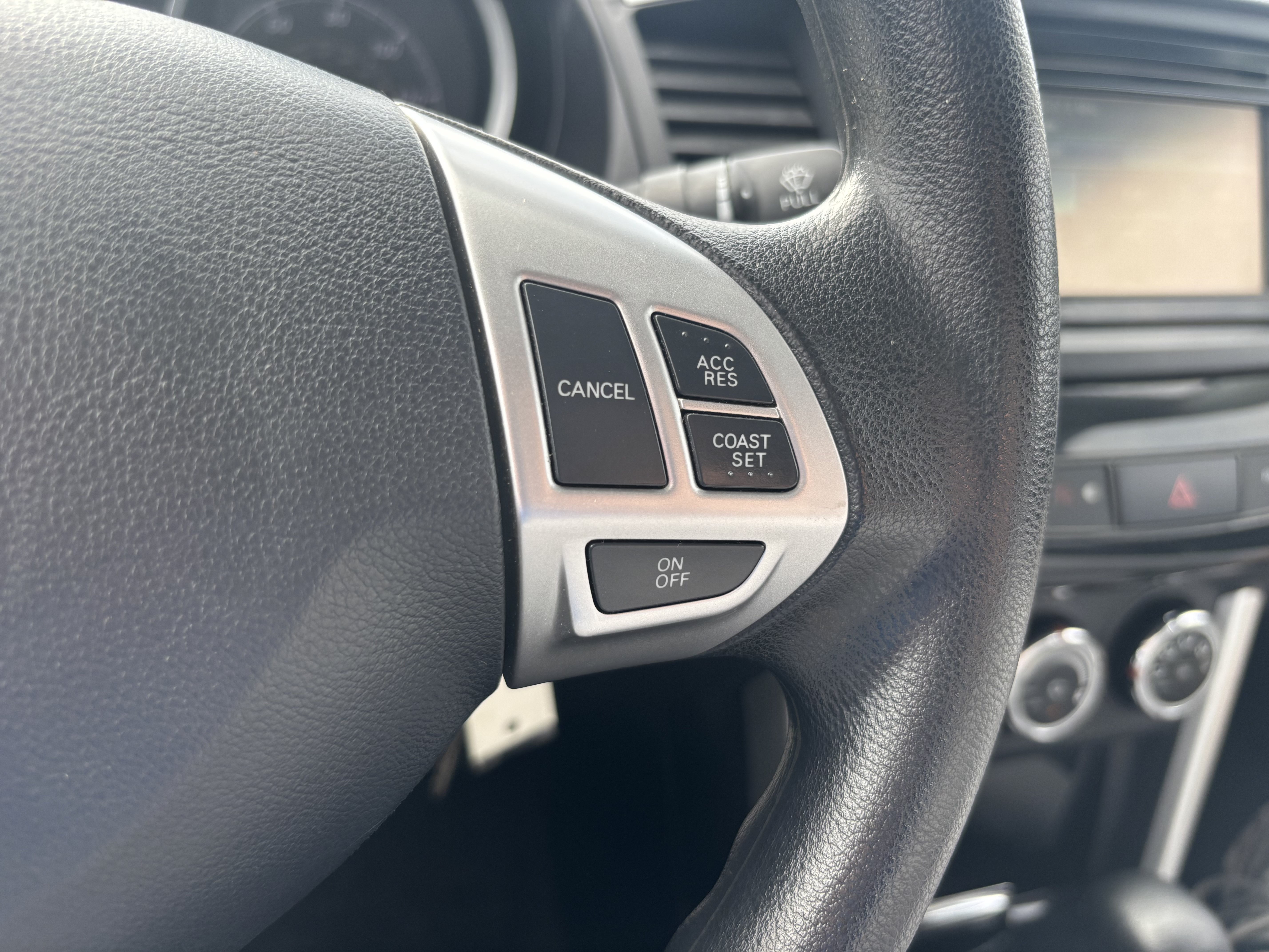 Used 2017 Mitsubishi Lancer ES FWD image 19