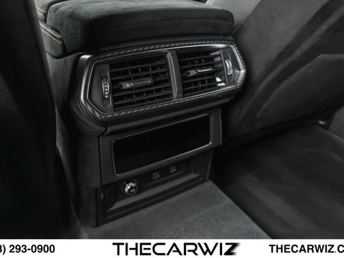Used 2023 Lamborghini Urus Performante AWD/4WD image 92