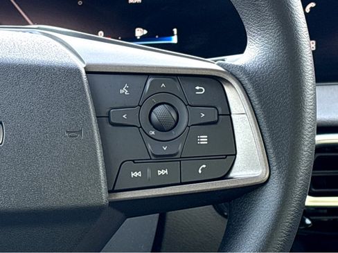 New 2026 Nissan Sentra SV w/ SV Convenience Package FWD image 15