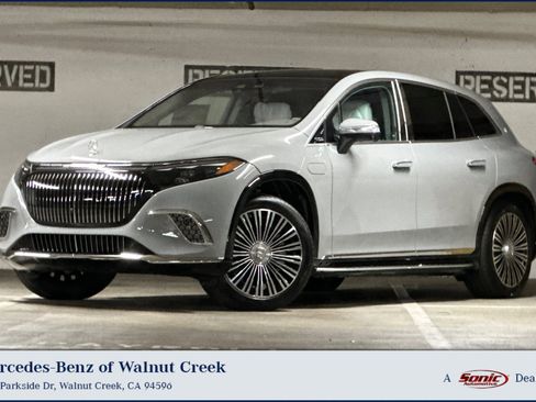 New 2025 Mercedes-Benz Maybach EQS 680 4MATIC image 1