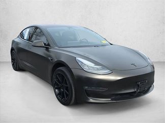 Used 2018 Tesla Model 3 Long Range video 3