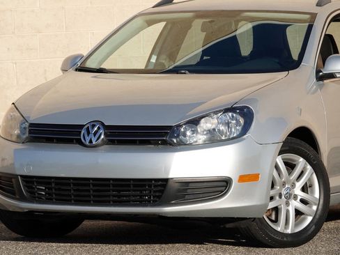 Used 2010 Volkswagen Jetta TDI FWD image 7