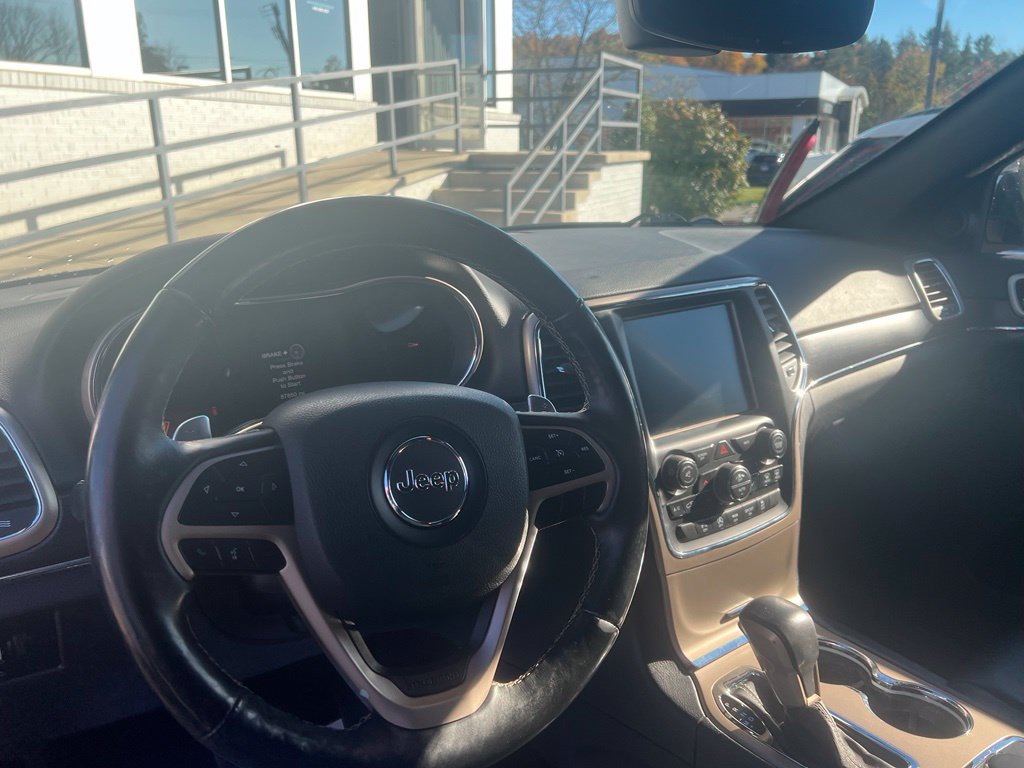 Used 2017 Jeep Grand Cherokee Limited w/ Trailer Tow Group IV AWD/4WD image 7