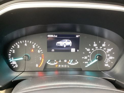 Used 2022 Ford Escape SE w/ SE Sport Appearance Package image 39