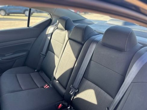 Used 2024 Nissan Altima 2.5 S image 16