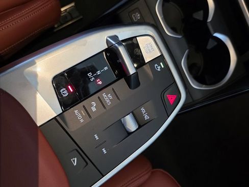 New 2026 BMW X2 xDrive28i w/ Technology Package AWD/4WD image 15