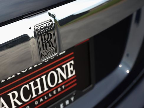 Used 2019 Rolls-Royce Dawn image 16