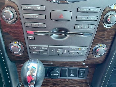 Used 2017 Nissan Armada SV w/ Interior Lighting Package image 33