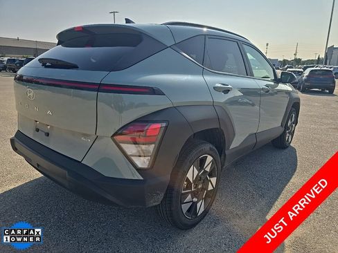 Used 2025 Hyundai Kona SEL AWD/4WD image 3