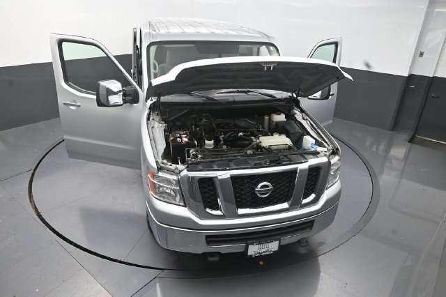 Used 2017 Nissan NV 3500 SV w/ SV Technology Package RWD image 30