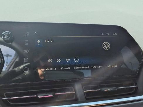 New 2026 Chevrolet Trax ACTIV w/ Sunroof Package FWD image 19